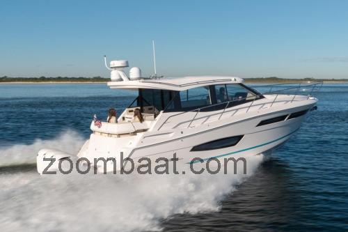 Regal 38 XO Spesifikasjoner og anmeldelser